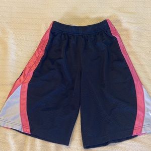 Nike Girls Basketball Shorts L